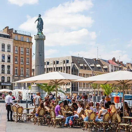 Old Town - Nice And Functional Apt
